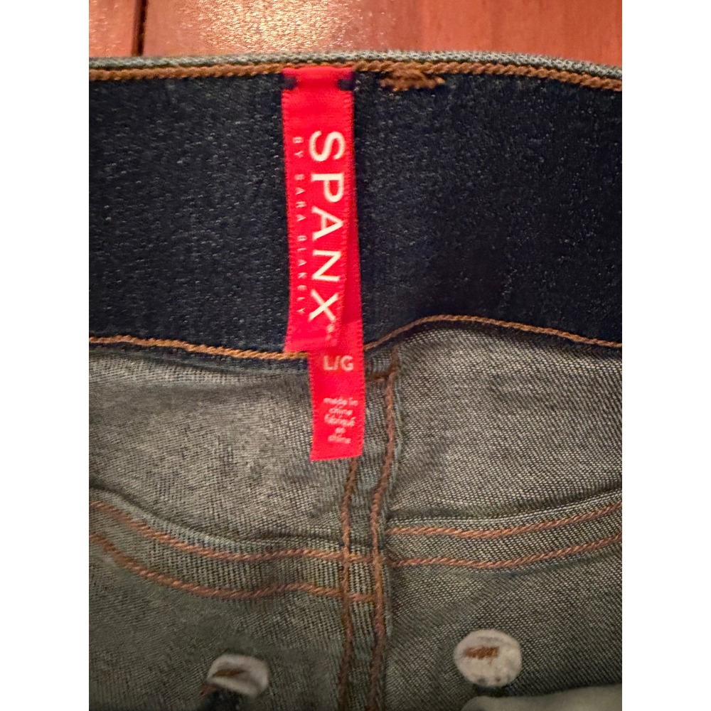 Spanx Flare Jeans Womens Dark Indigo High Rise Pull On Stretch Denim L/G - Picture 3 of 9